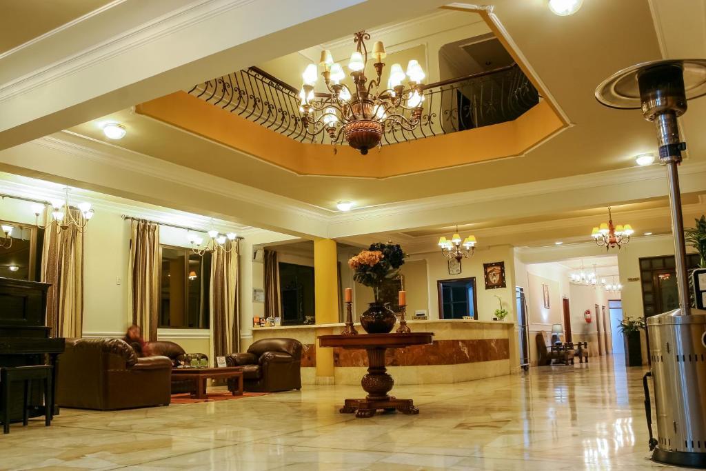 Hotel Coloso โปโตซี ภายนอก รูปภาพ