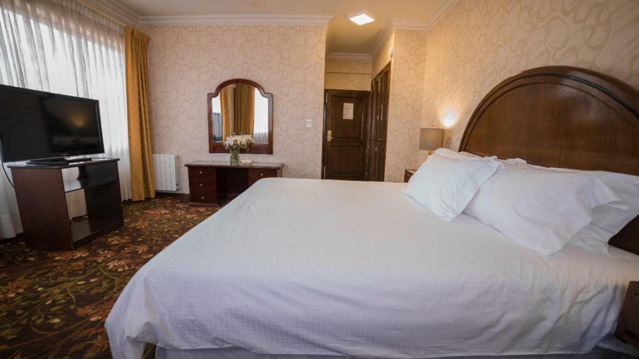 Hotel Coloso โปโตซี ภายนอก รูปภาพ